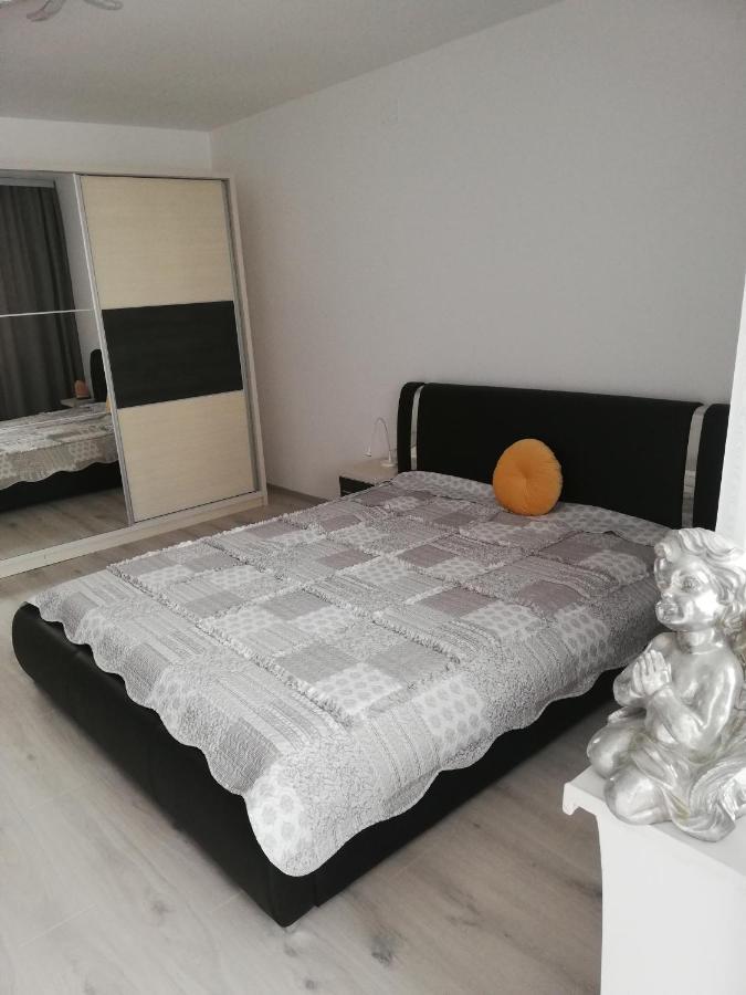 Apartament Raluca Topliţa Exterior foto